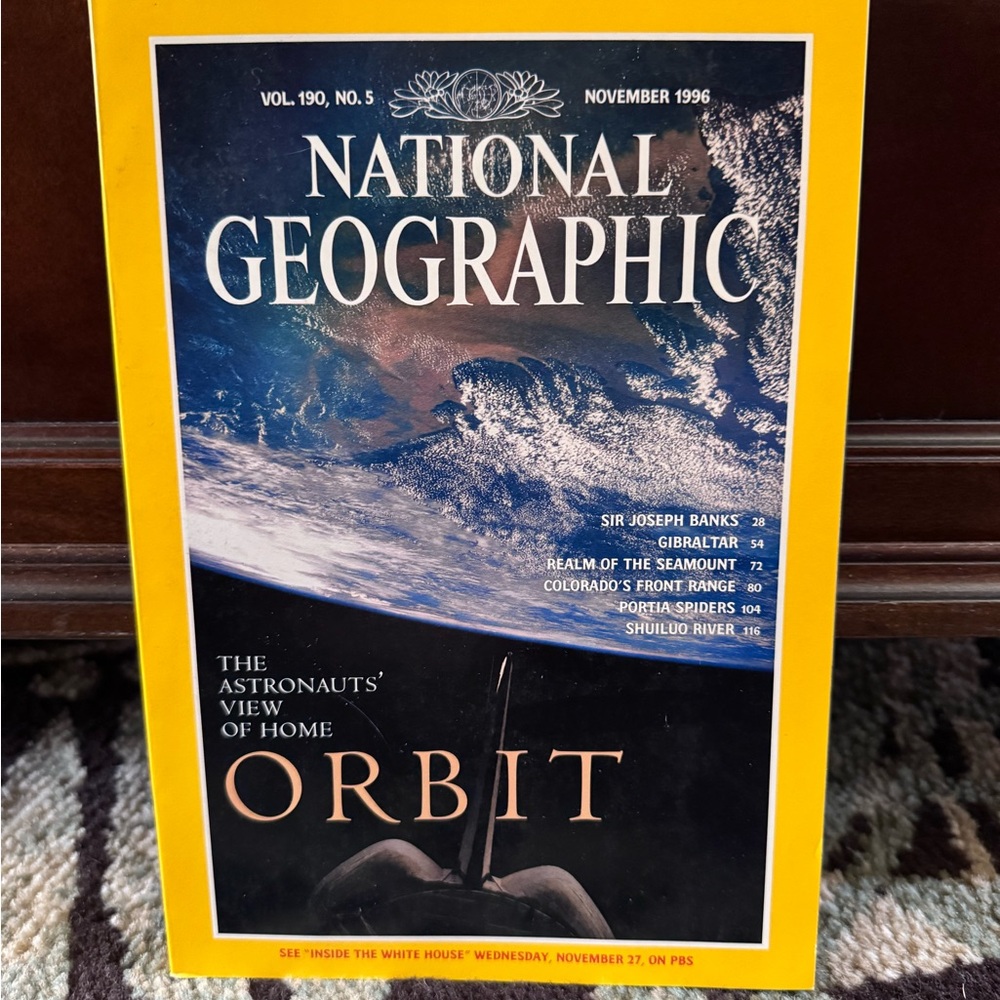 National Geographic 1996 Issues with Maps - Picture 12 of 13